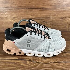 ON CLOUDFLYER Running Shoes Women’s Size 10 Athletic Sneakers